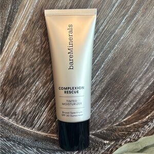 BareMinerals COMPLEXION RESCUE Tinted Moisturizer with Hyaluronic Acid/SPF 30